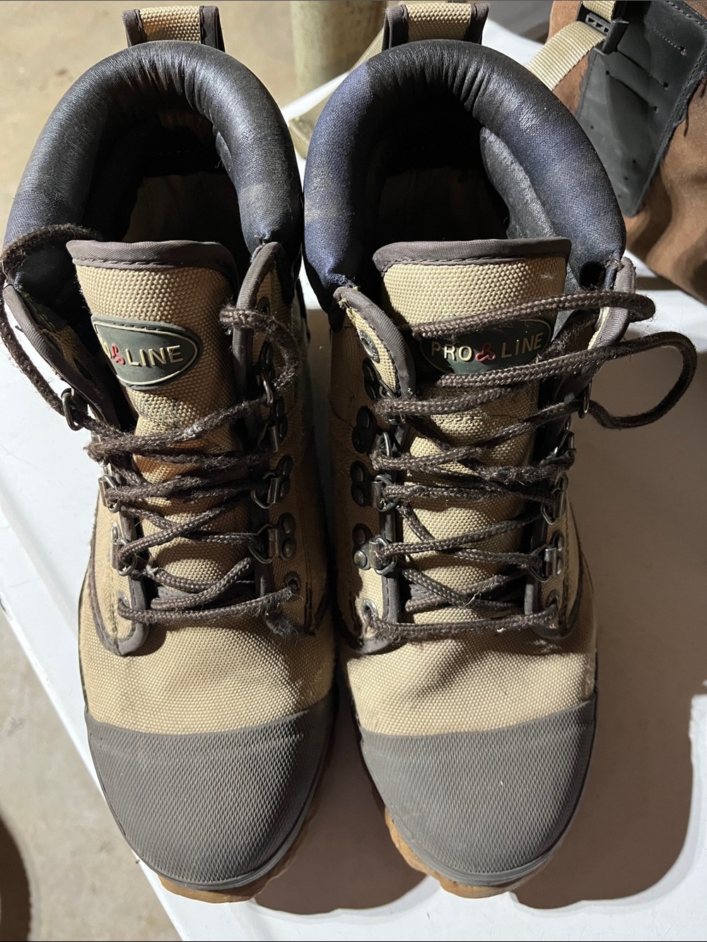Fishing wader boots